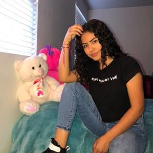 Meet your Posher, Marlen